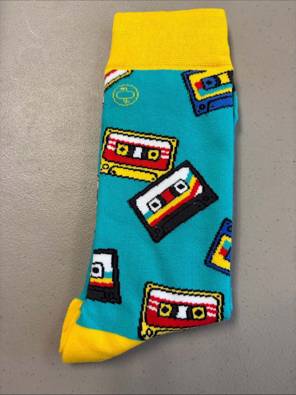 Retro Cassette Pattern Men's Socks - Turquoise & Yellow